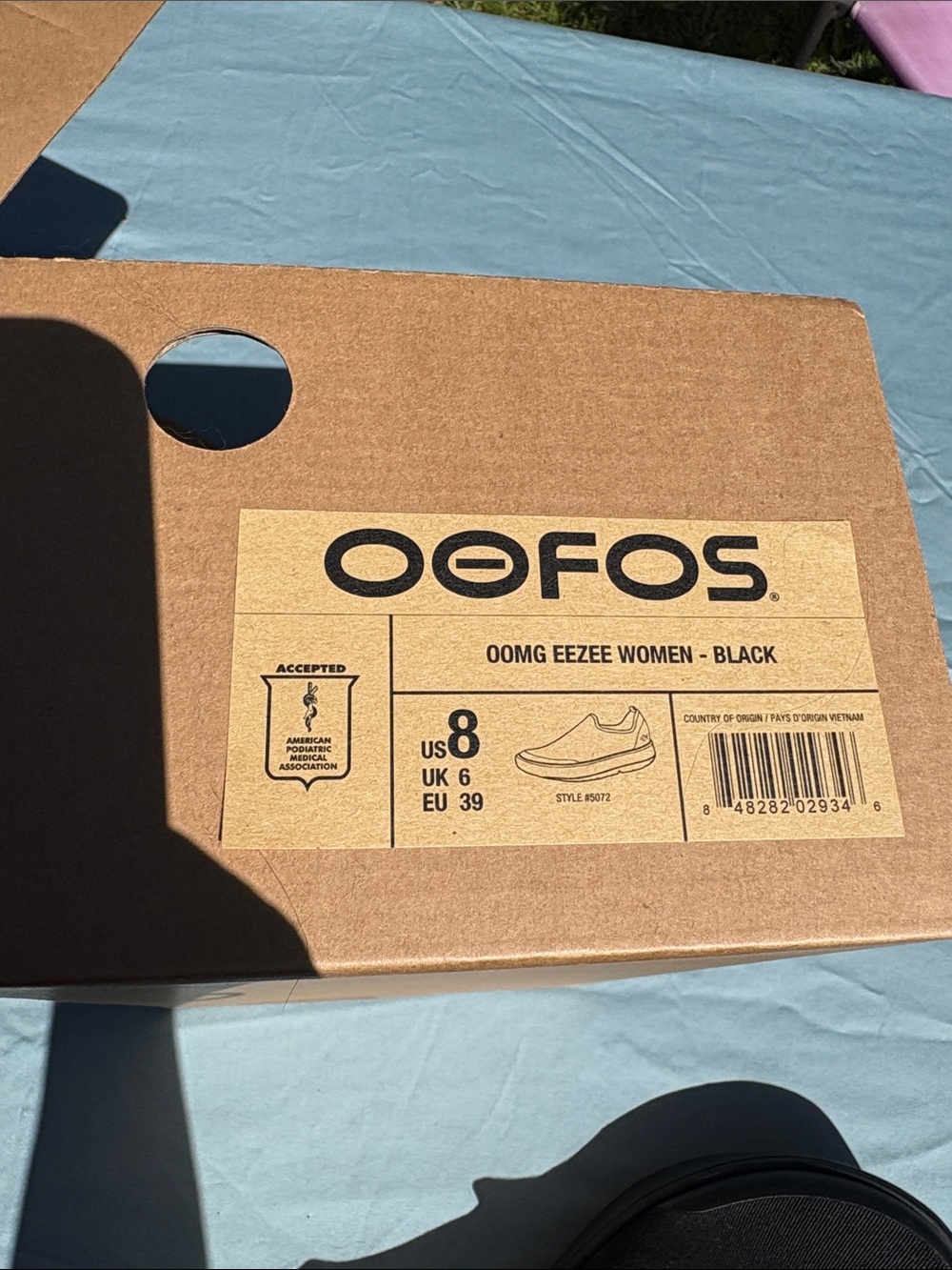 NWT OOFOS eeZee Recovery - Picture 2 of 9